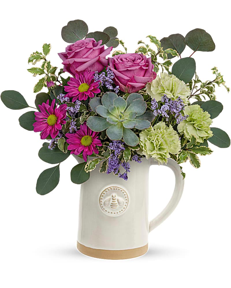 Teleflora's Queen Bee Bouquet